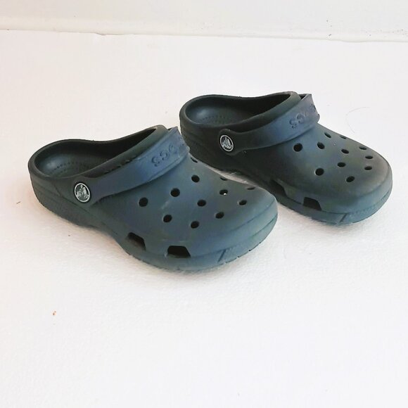 Crocs Kids Charcoal Classic Clogs 13 Unisex Slip On Sandals - Picture 1 of 8